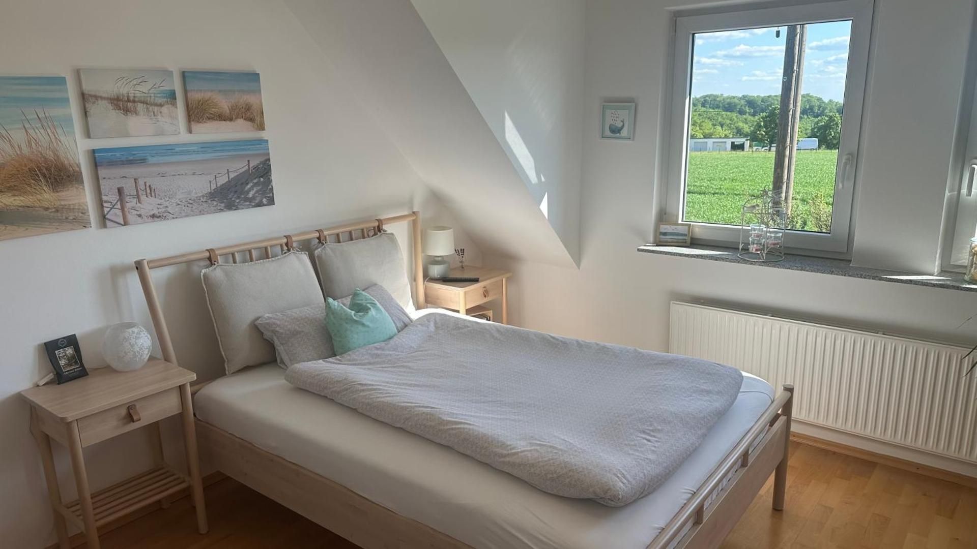 Single Room with Shared Bathroom