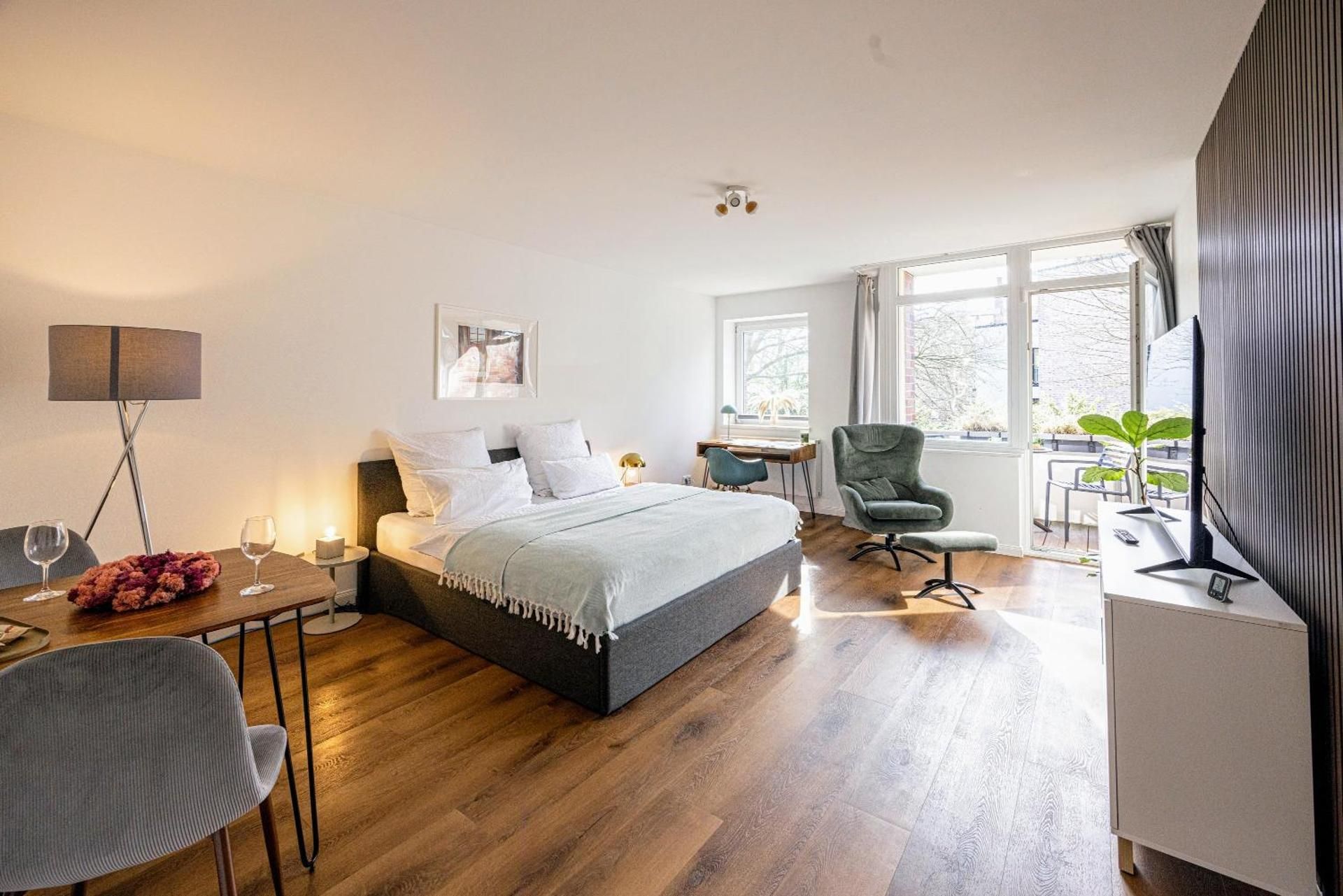 One-Bedroom Apartment