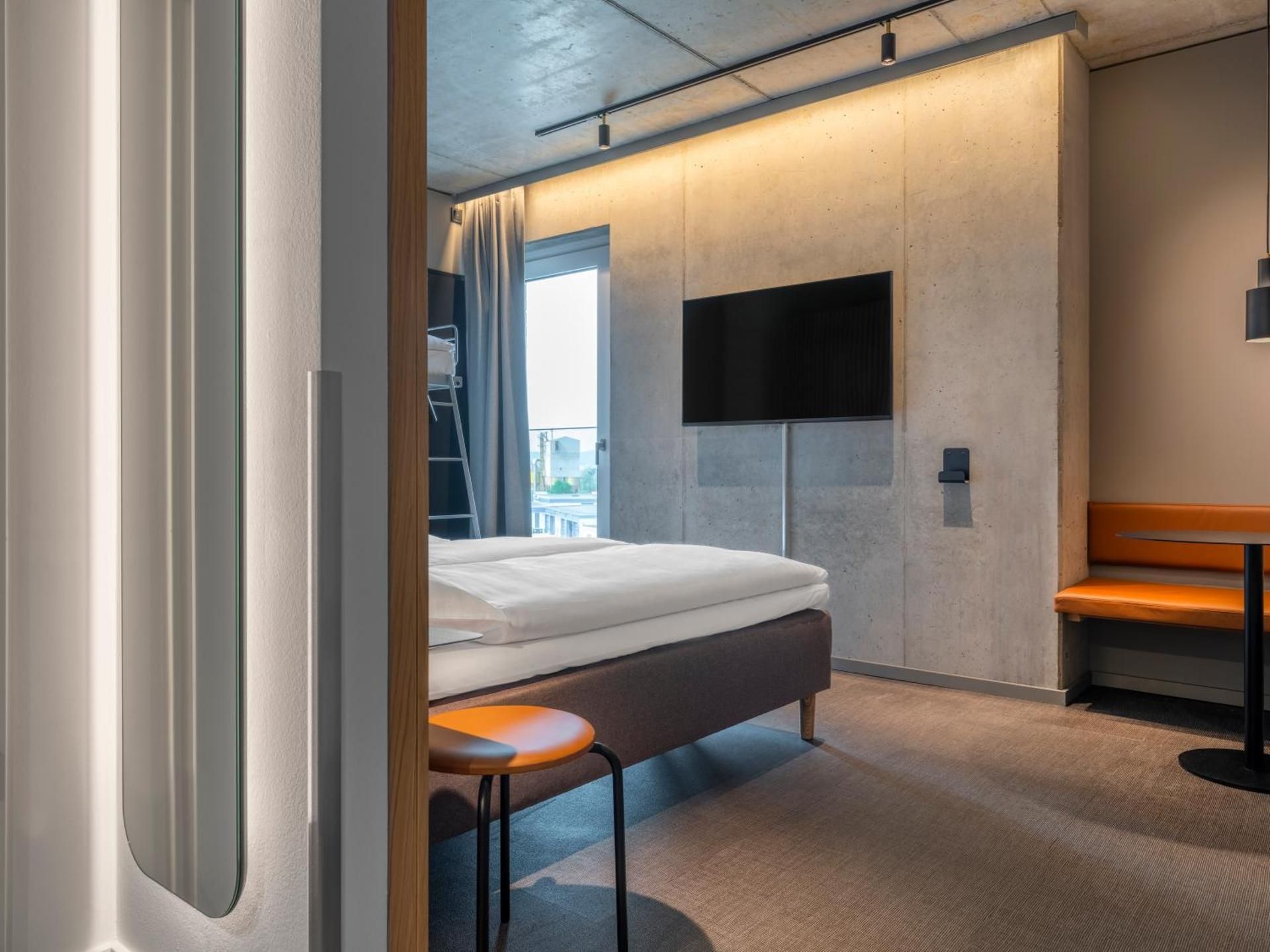 Zleep Hotel Frankfurt Airport Kelsterbach Standard family bathroom 3