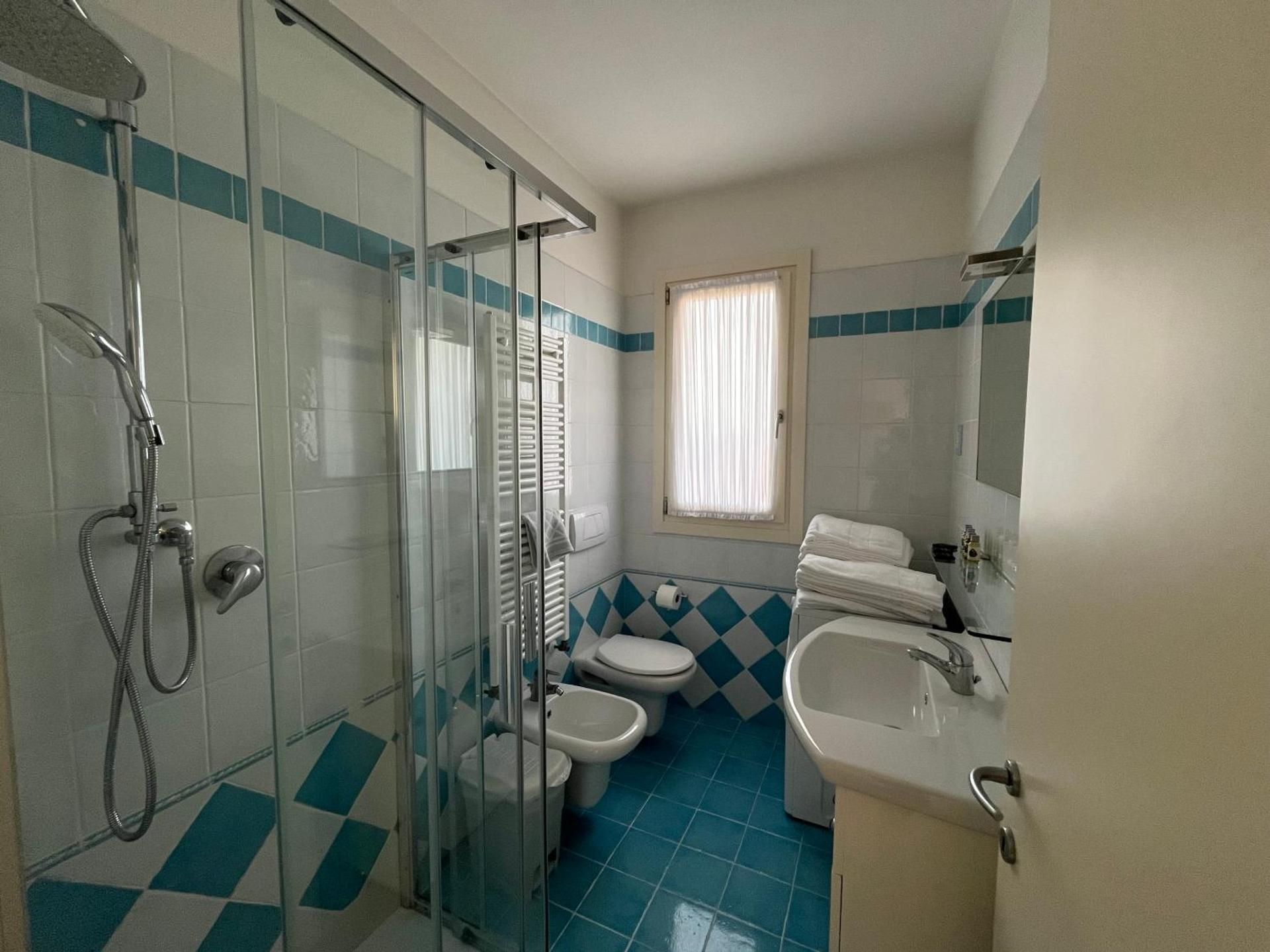 Superior Two-Bedroom Apartment (7 Adults) 