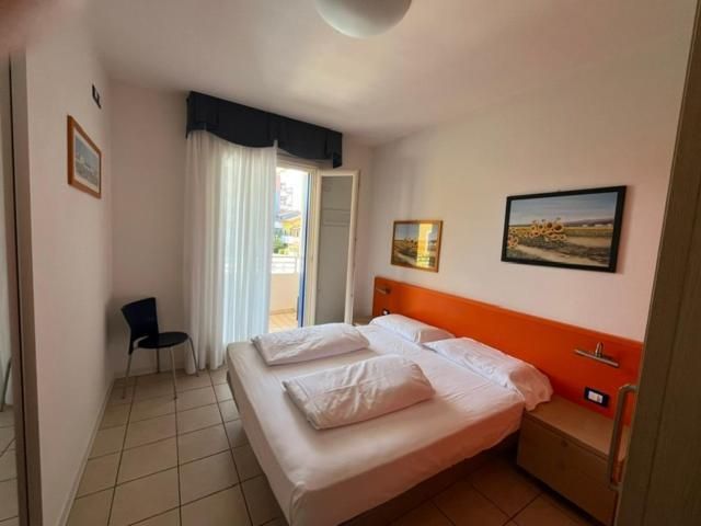 Apartment (3 Adults + 1 Child)