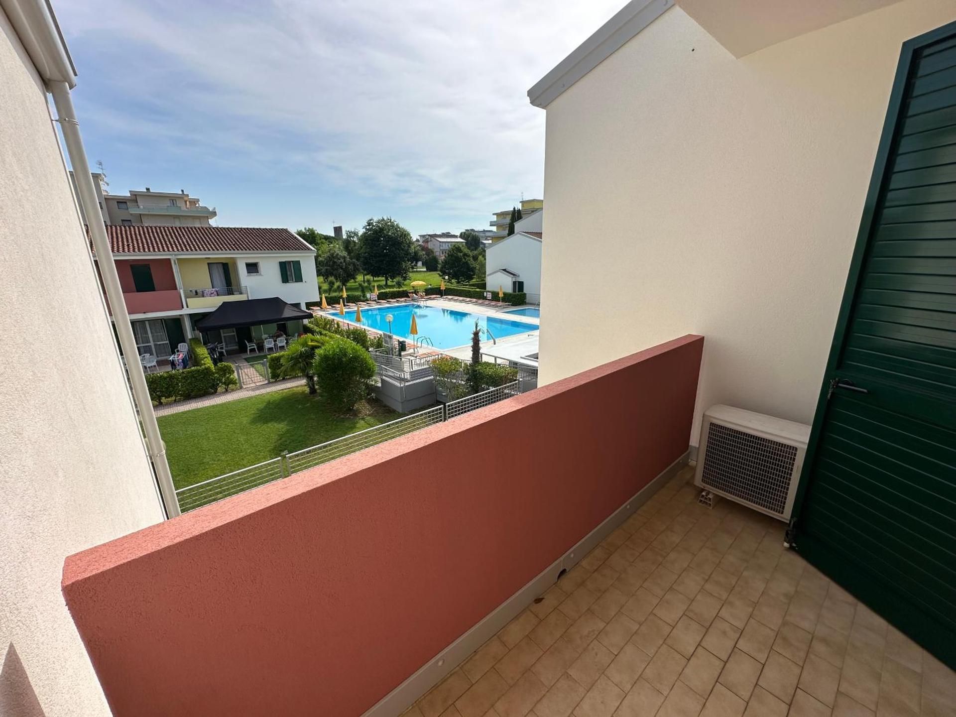 Apartment - Split Level