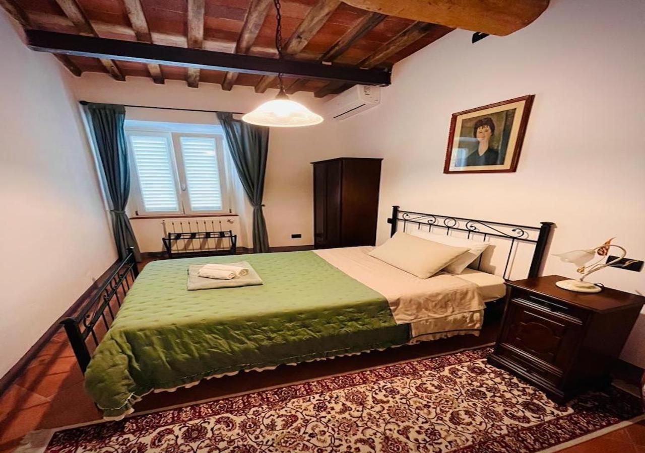 Single Room With Private Bathroom