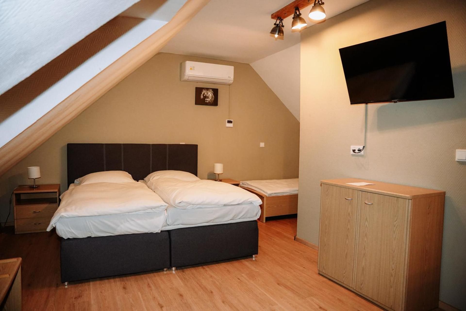 Budget Triple Room