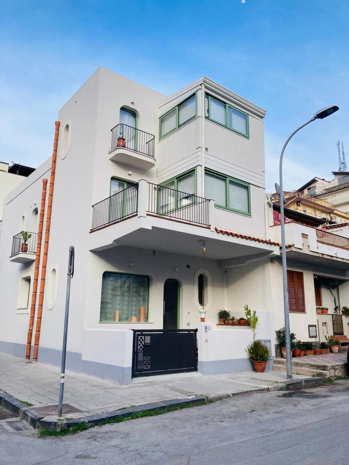 Casa Astura