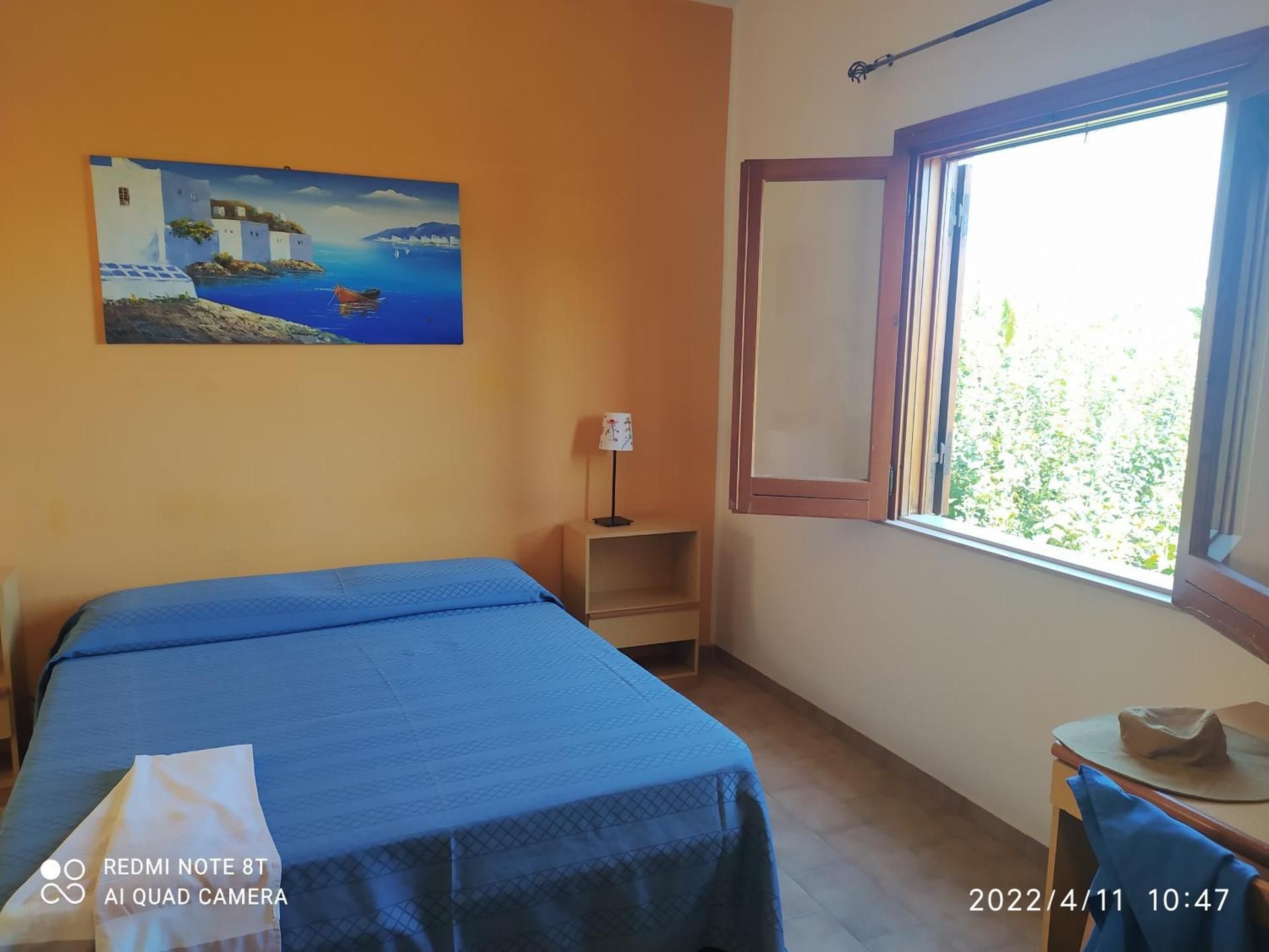 Economy Triple Room