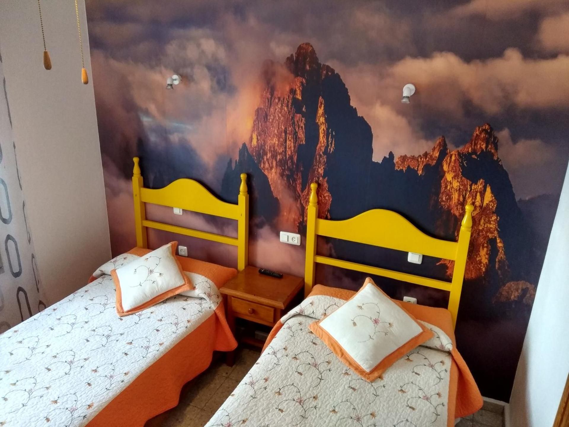 Economy Twin Room