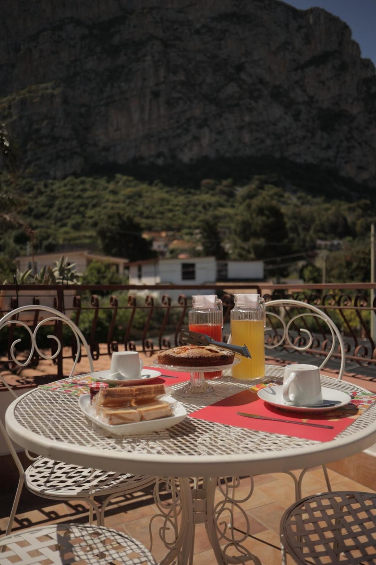 Sikelia Bed & Breakfast