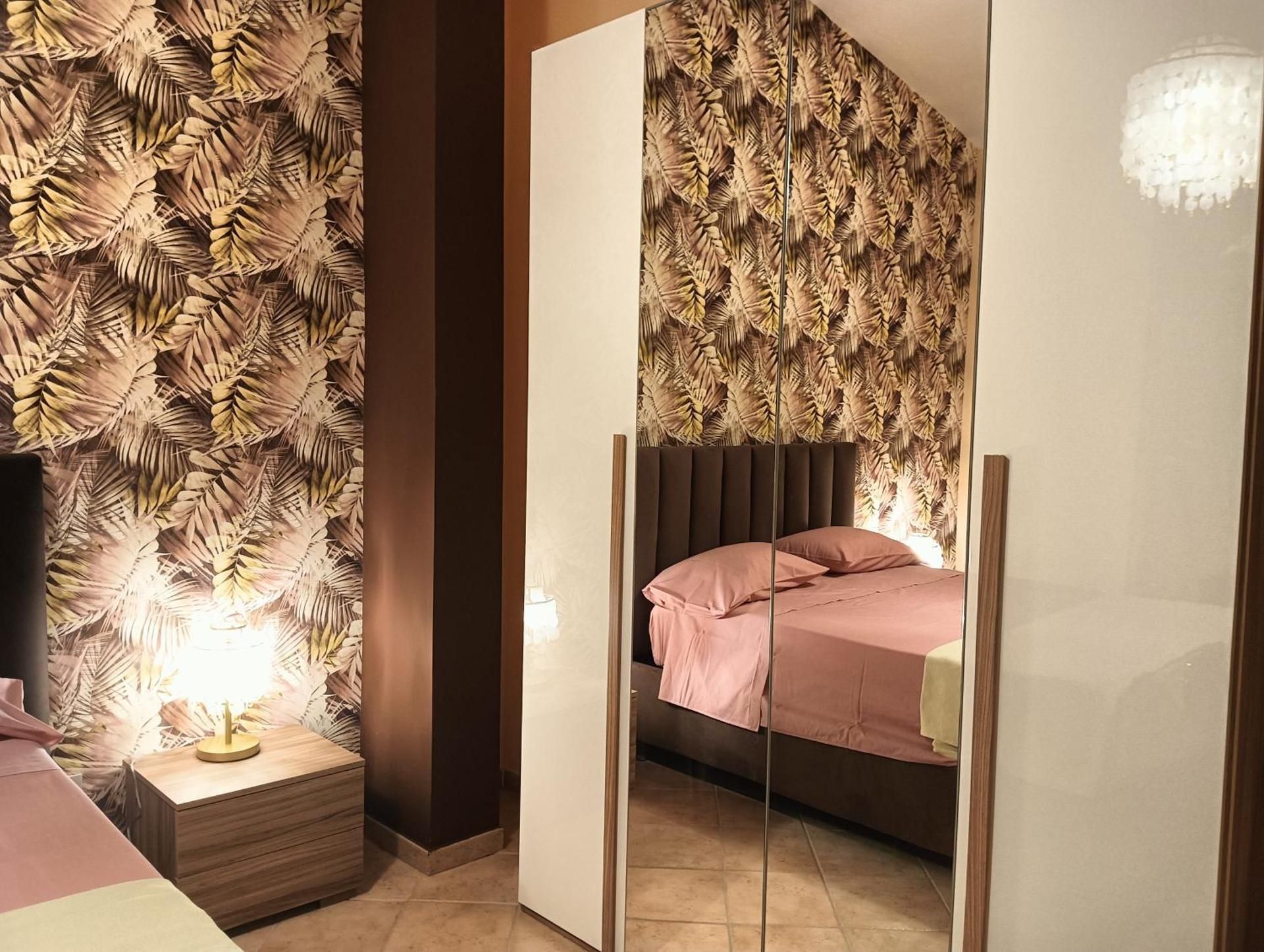 Dojo idro rooms