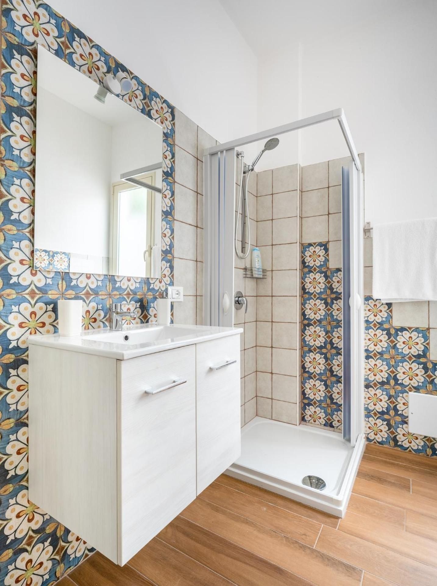 Basic Triple Room