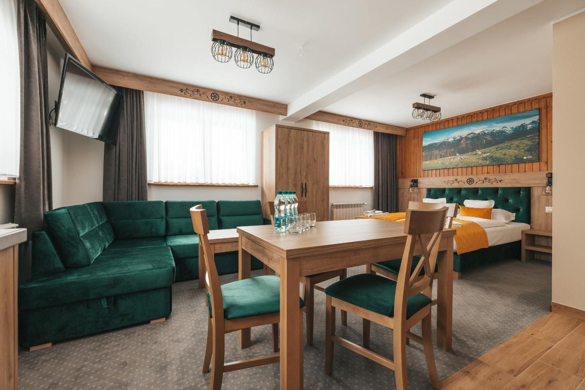 Studio Apartment