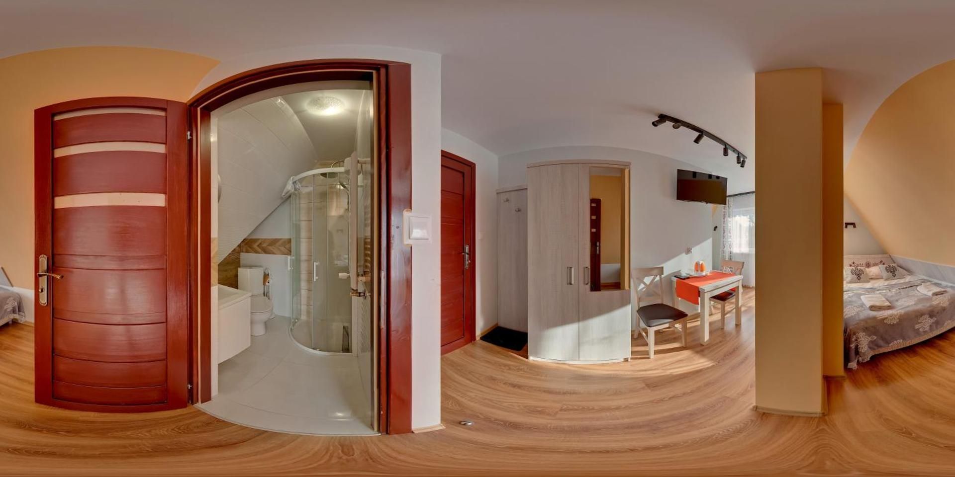 Triple Room with Private Bathroom
