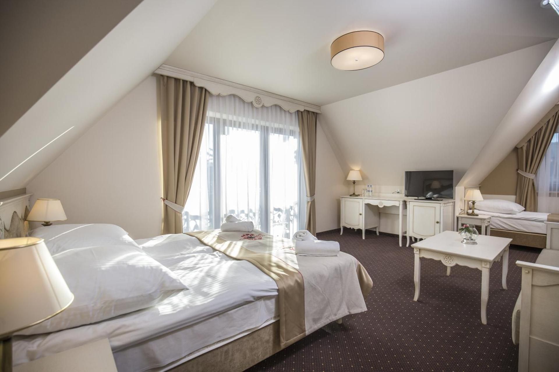 Deluxe Triple Room