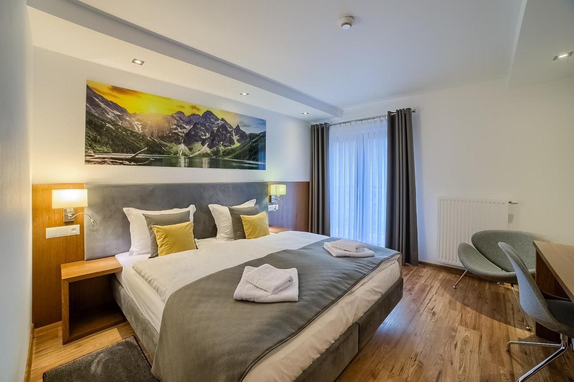 Standard Twin Room