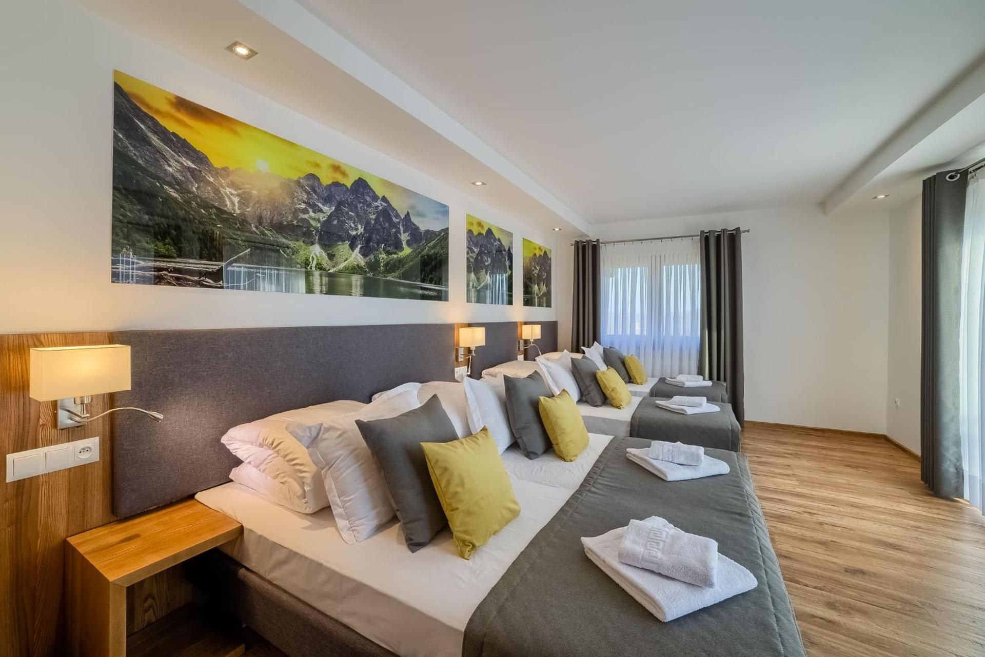 Standard Quadruple Room
