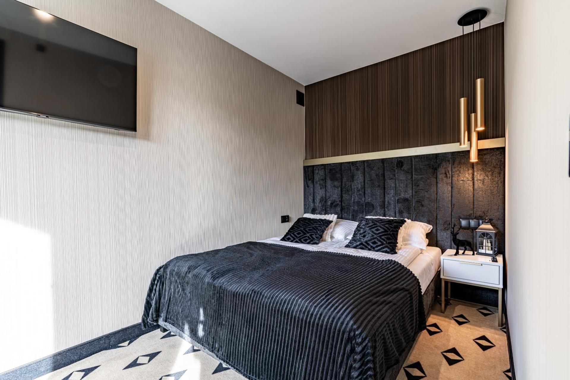 Suite with Balcony