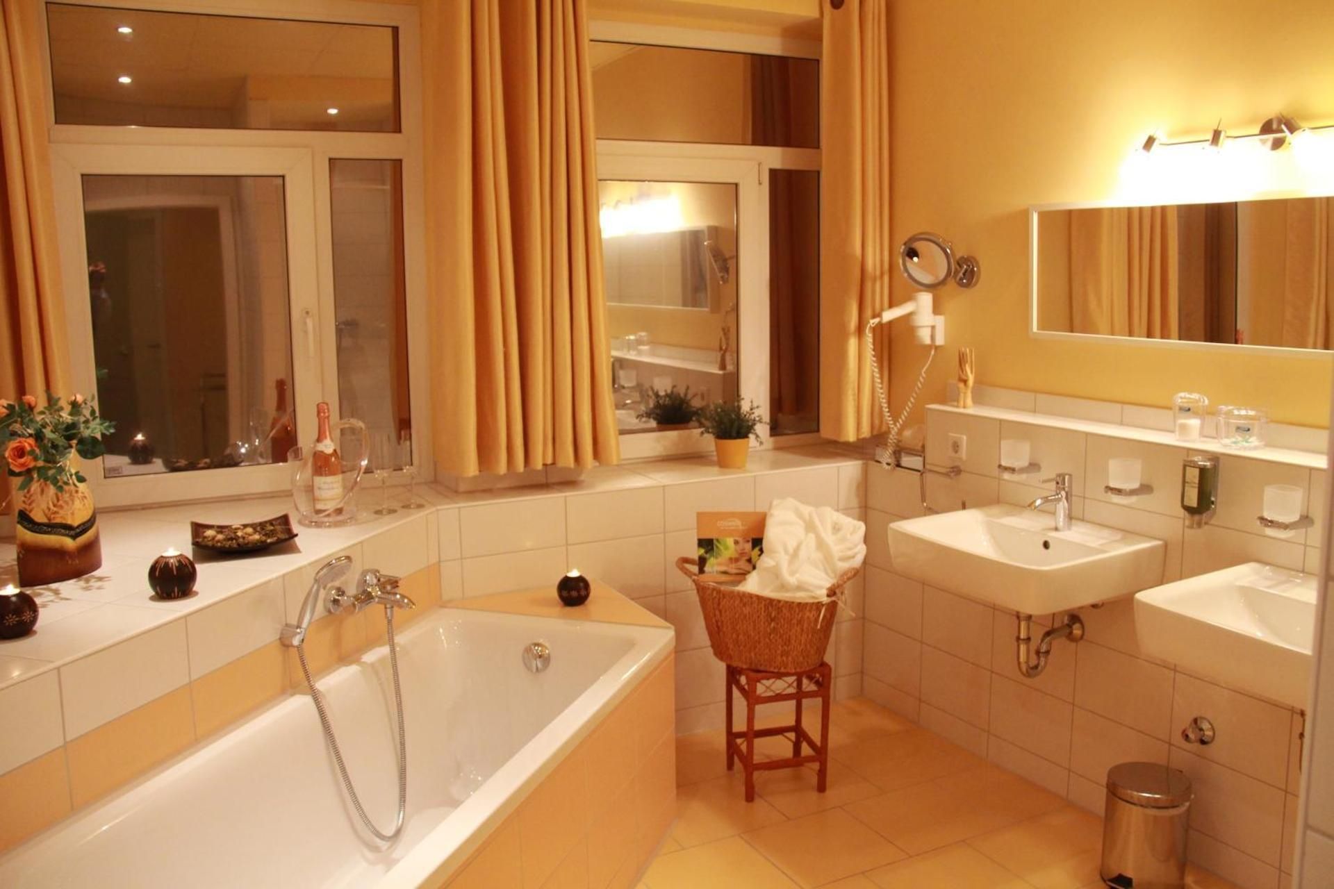Deluxe Family Suite