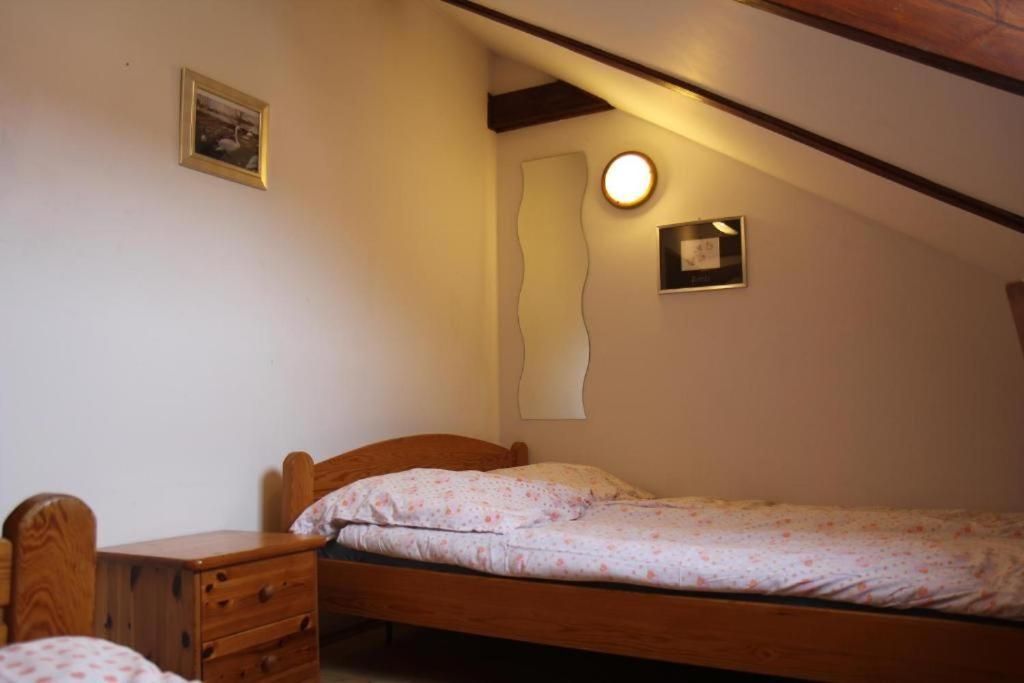 Twin Room with Shared Bathroom