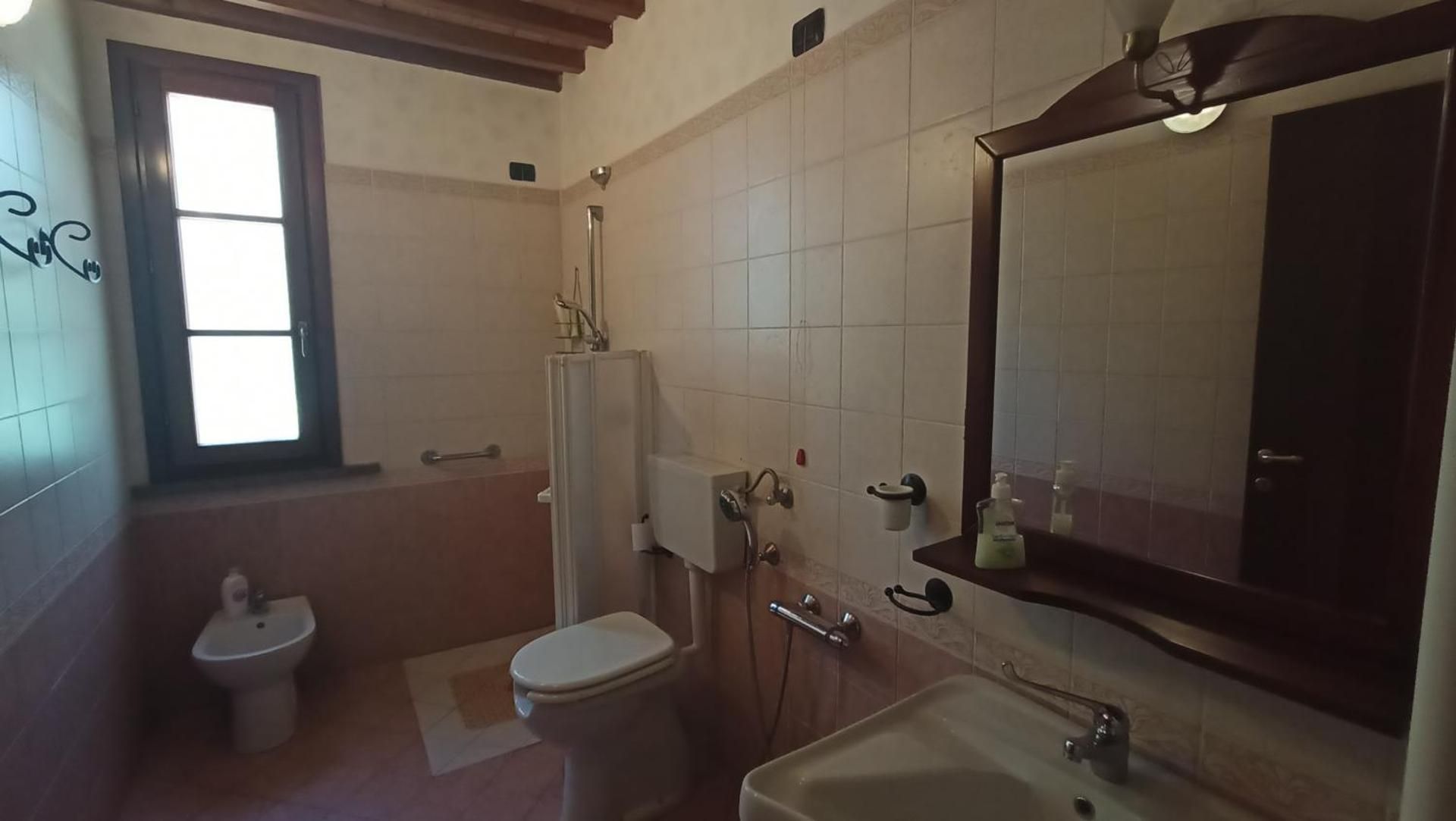 One-Bedroom Apartment - Ground Floor (6 Adults)