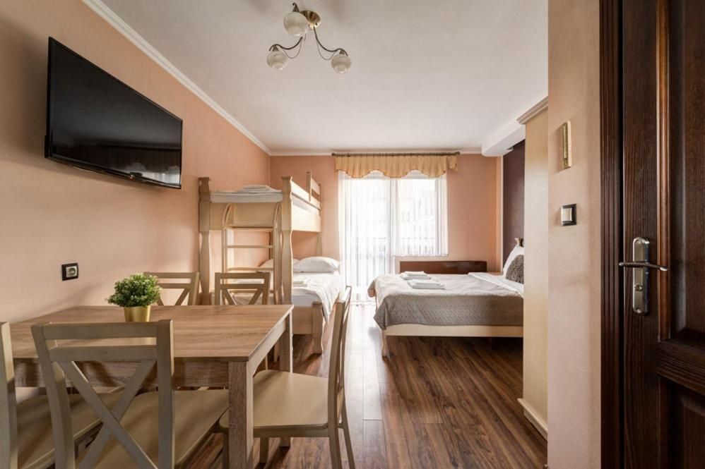 Mixed Dormitory Room