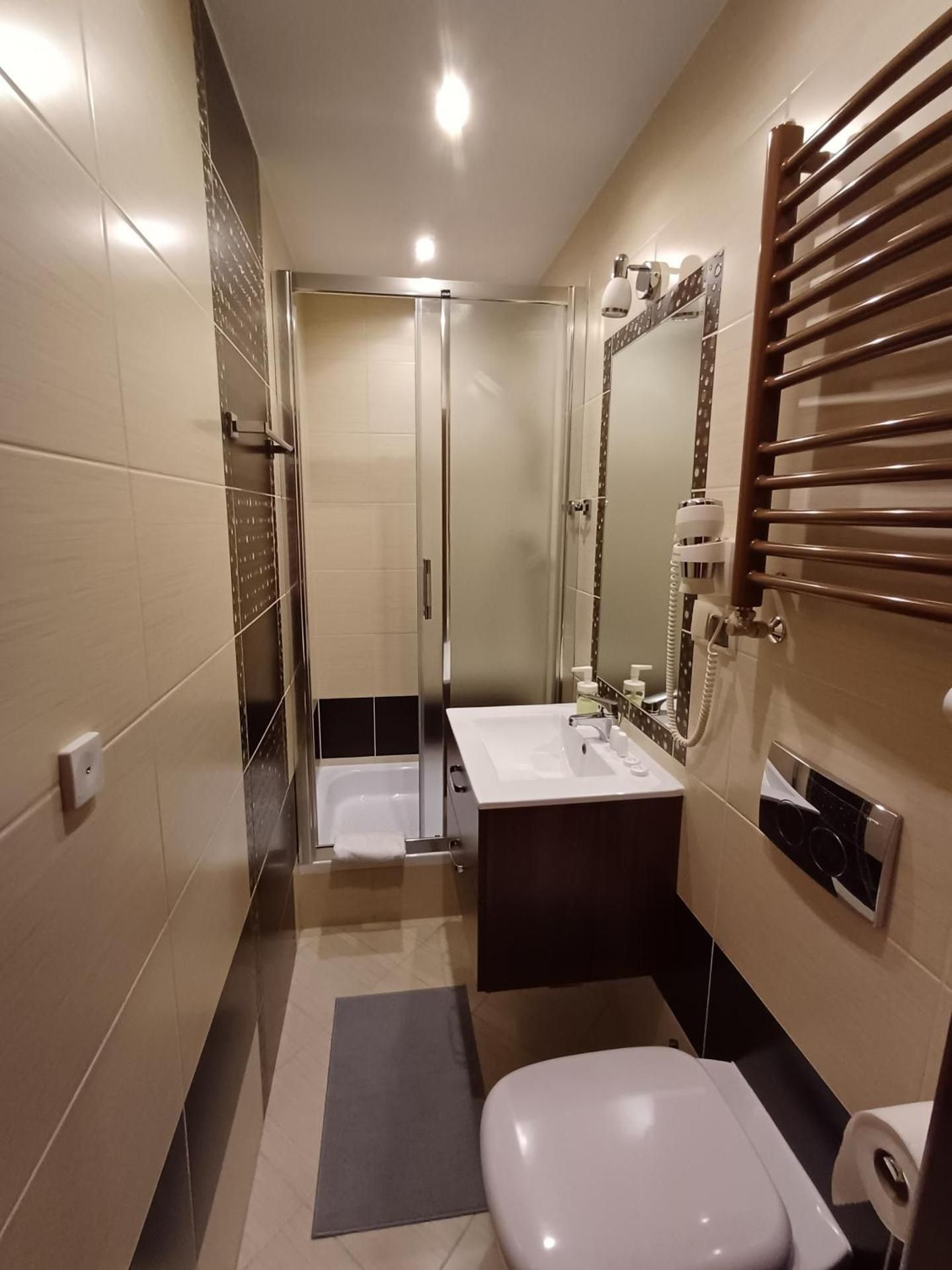Single Room With Private Bathroom