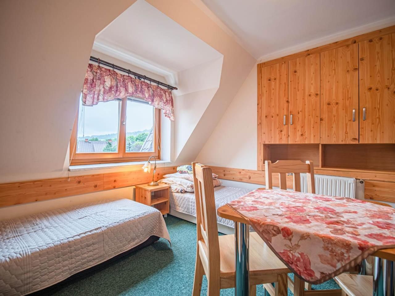 Quadruple Room with Shared Bathroom