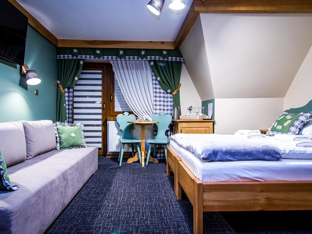 Quadruple Room with Balcony