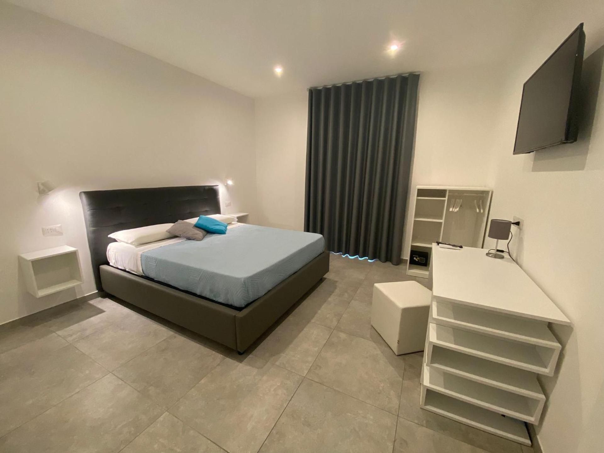Classic Quadruple Room