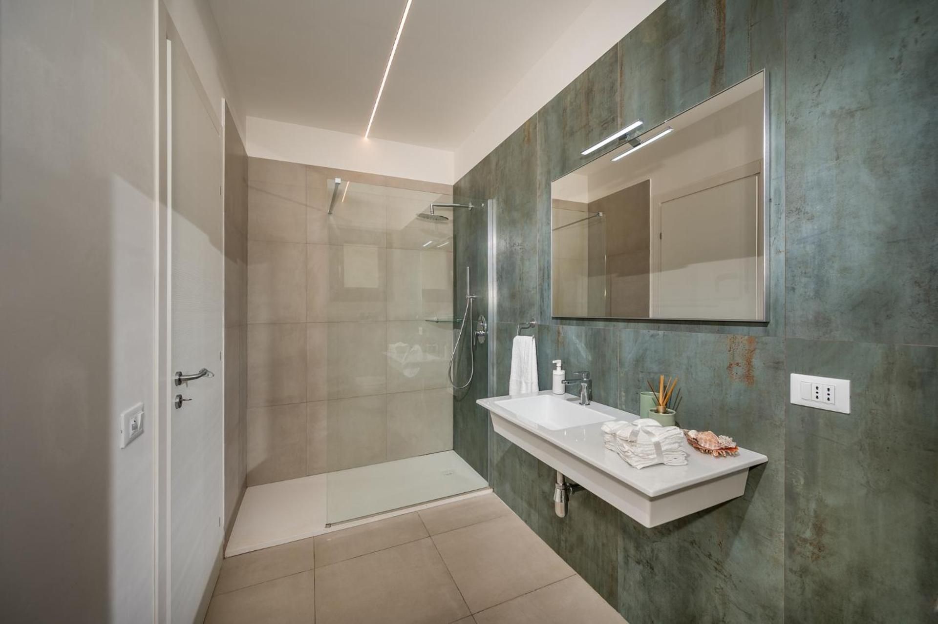 Villa Maria con piscina e vista mare Deluxe Room (2 Adults + 1 Child) 3