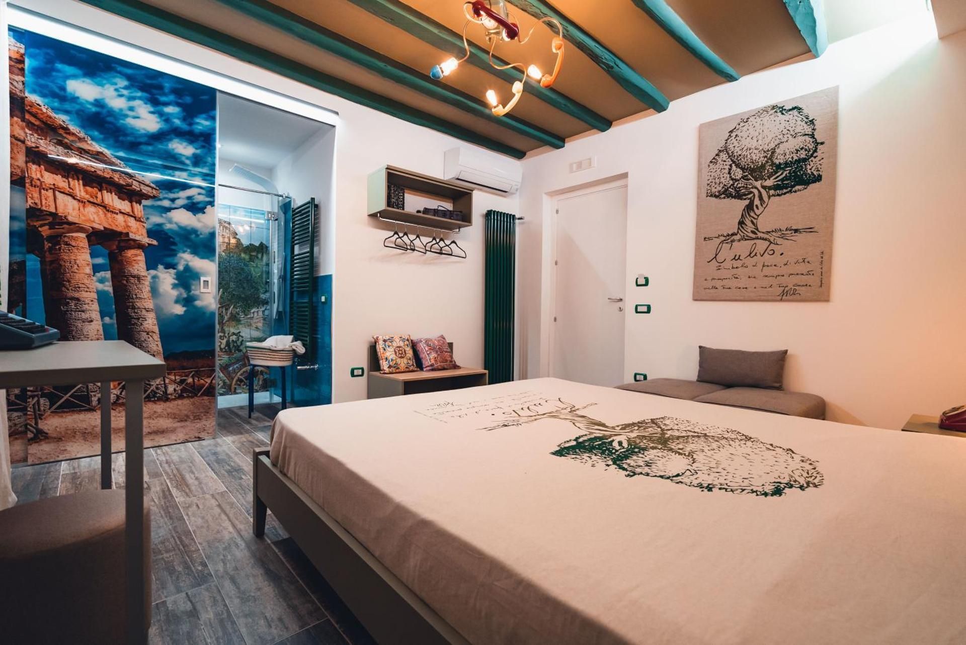 Triple Room with Private Bathroom