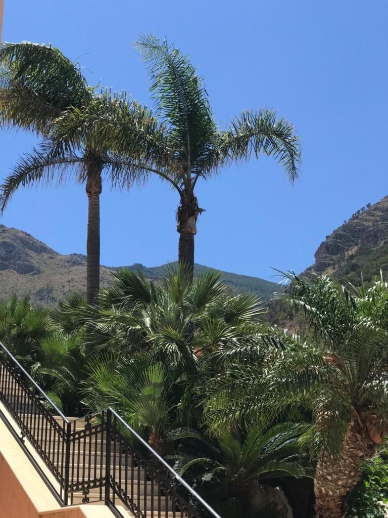 Family Room with Sea View