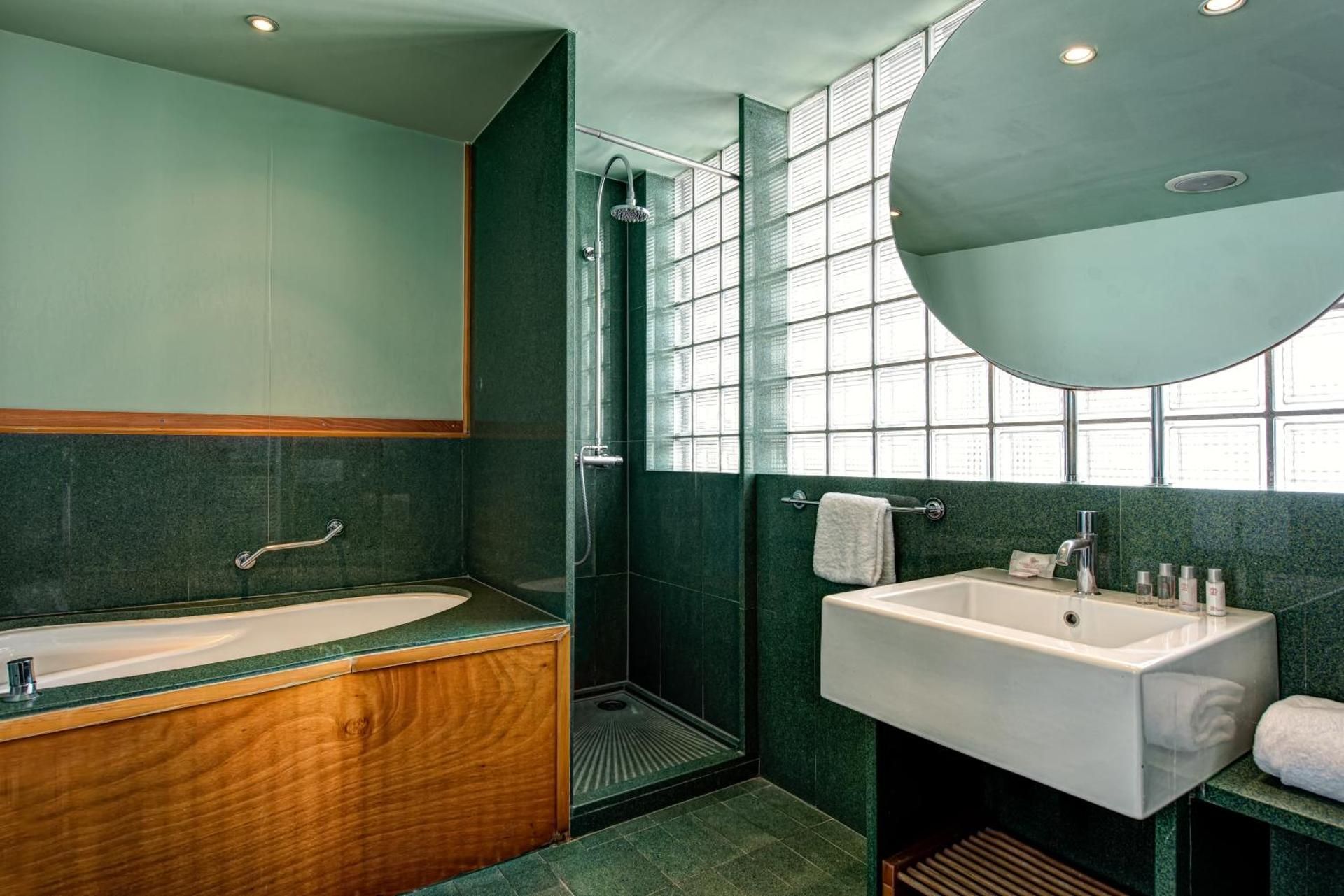 Deluxe Double or Twin Room with Terrace