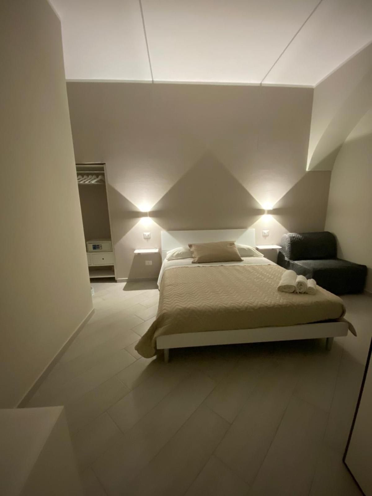 Double or Twin Room with Private Bathroom