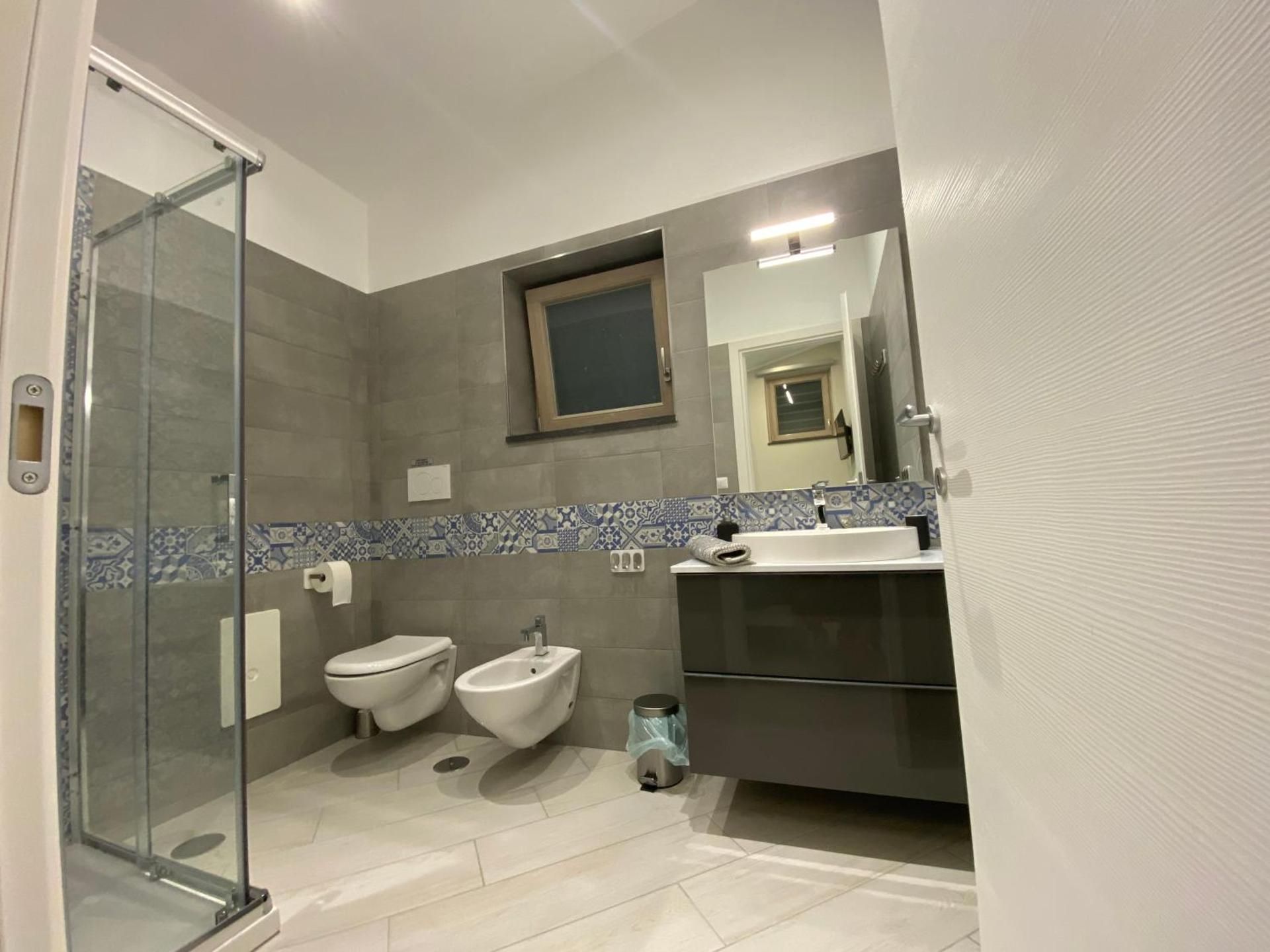 Quadruple Room with Private Bathroom