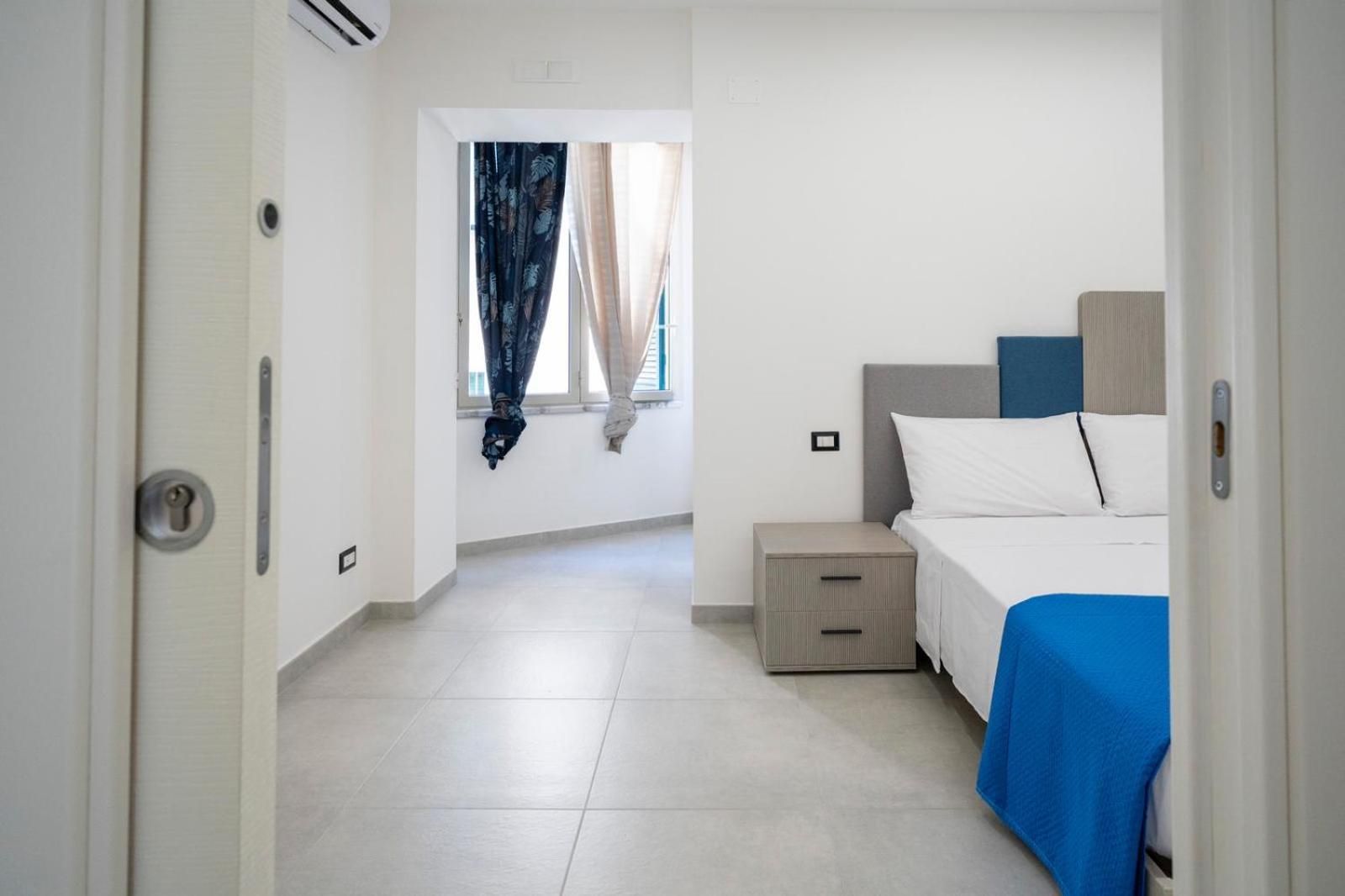Deluxe Double Room with Shower