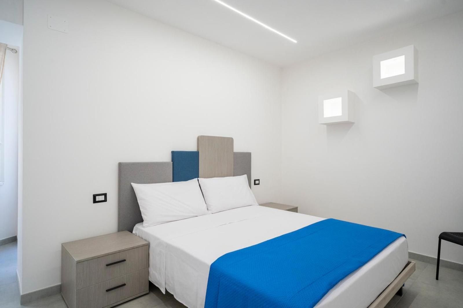 Deluxe Double Room with Shower
