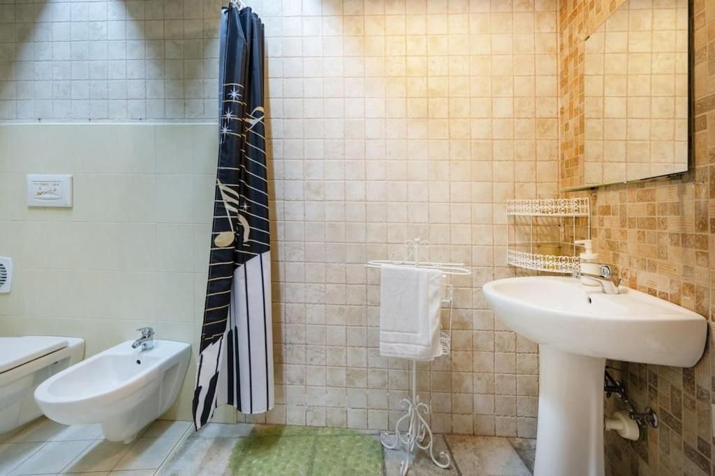 One-Bedroom Premier Apartment