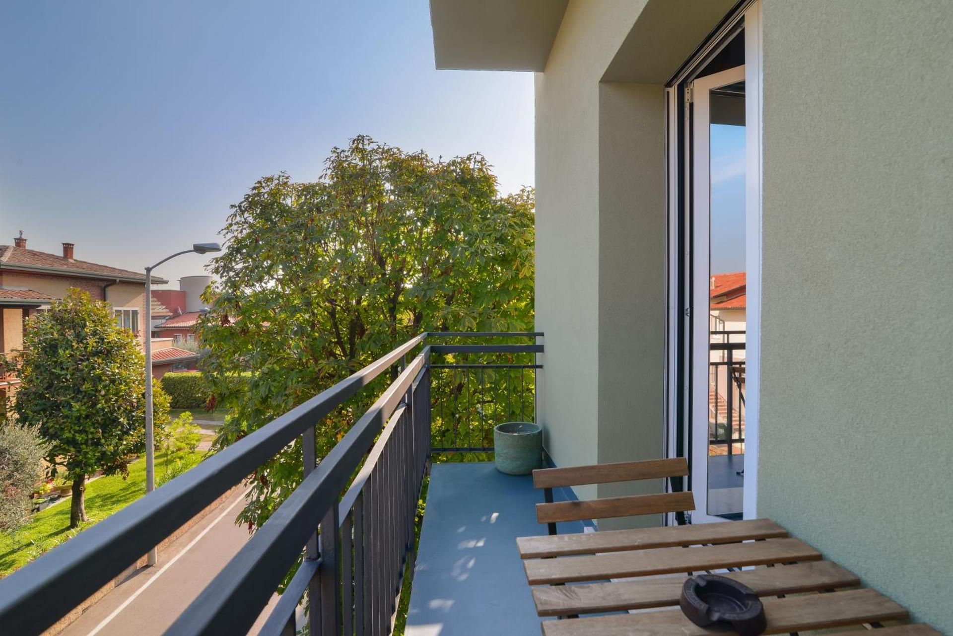 Studio with Balcony