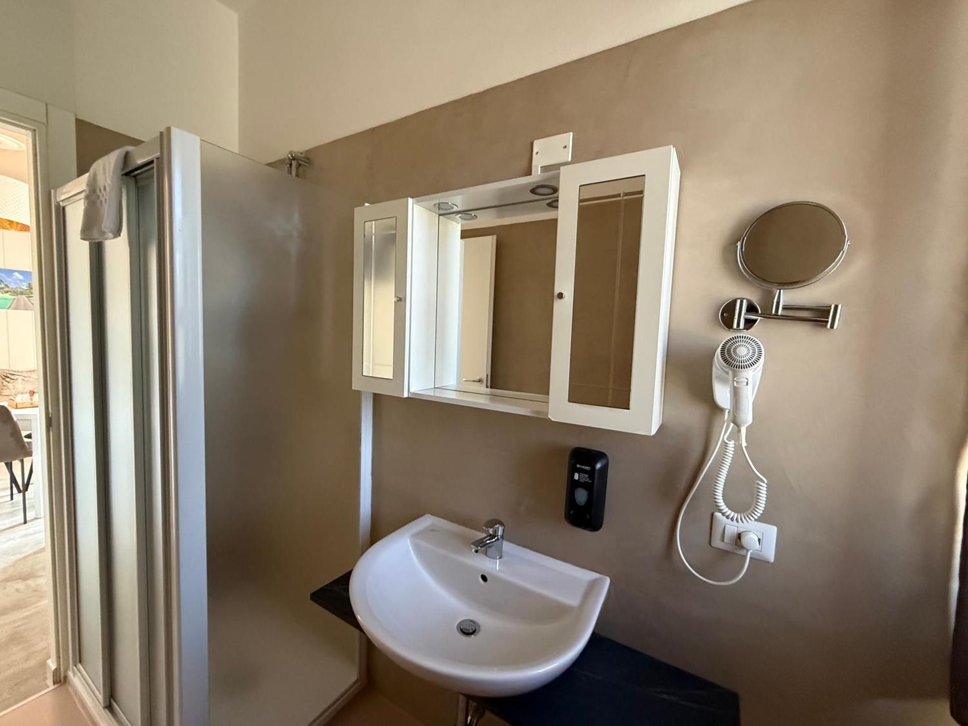 One-Bedroom Apartment with Balcony