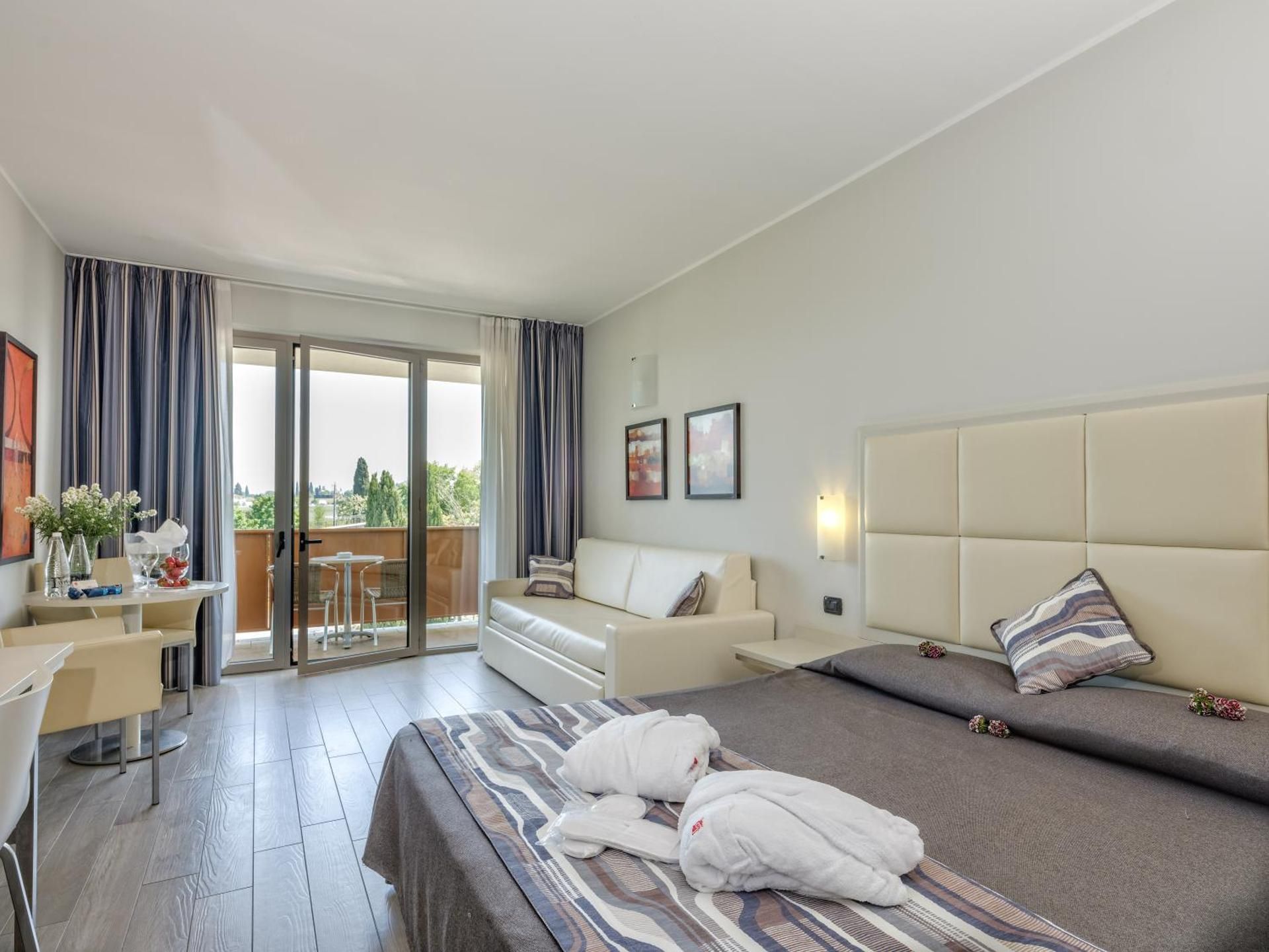 Double or Twin Room with Balcony