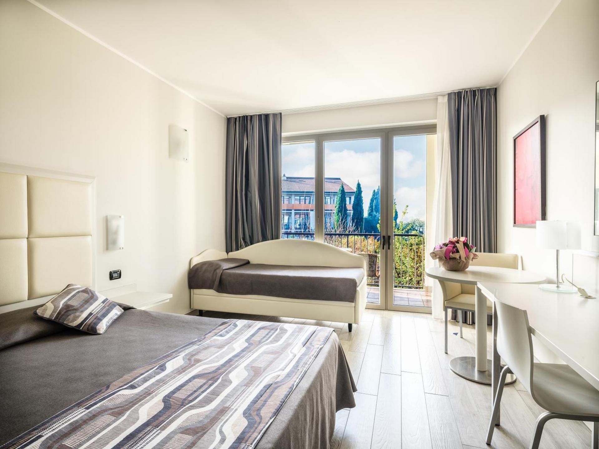 Triple Room with Balcony