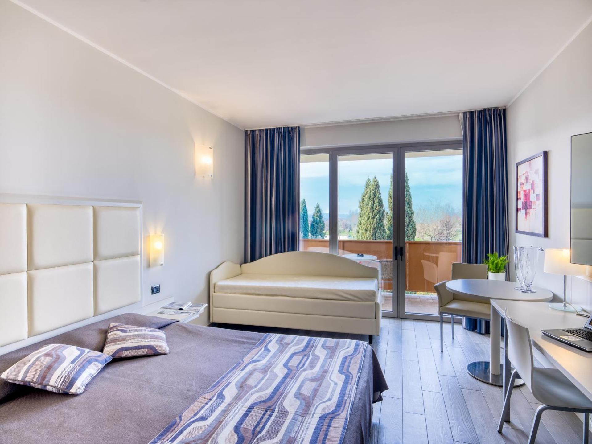 Double or Twin Room with Balcony