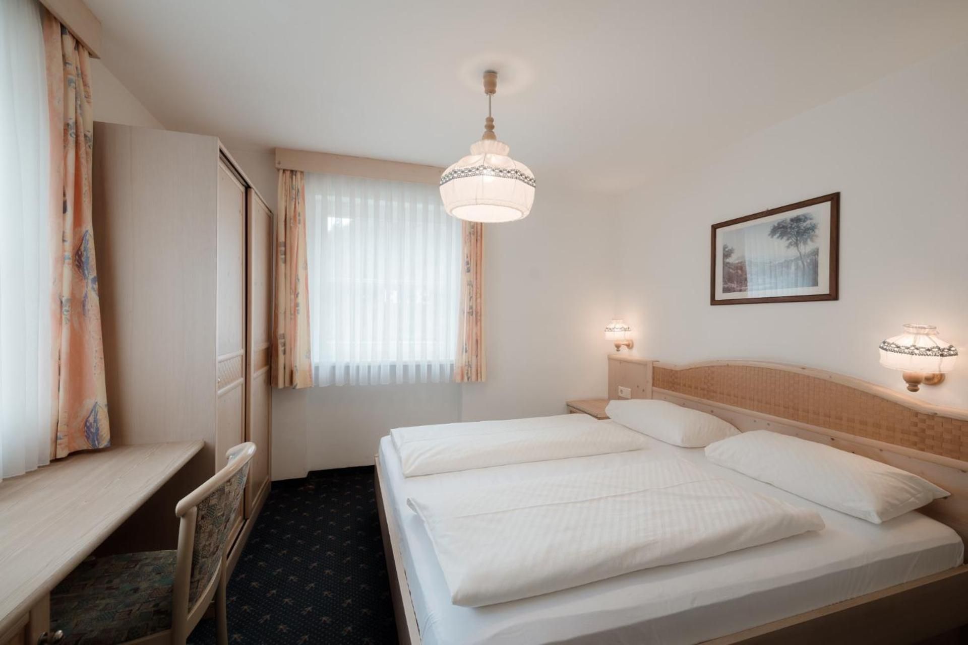 One-Bedroom Apartment with Balcony