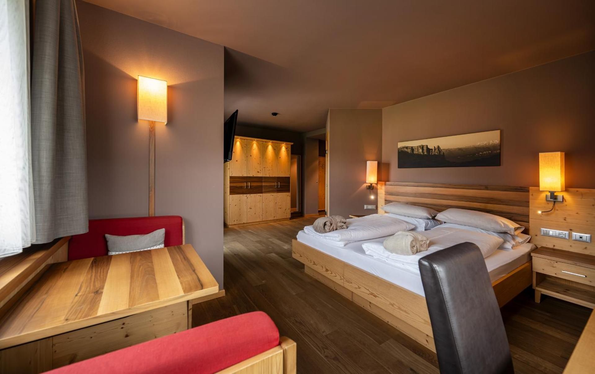 Classic Double Room with Balcony