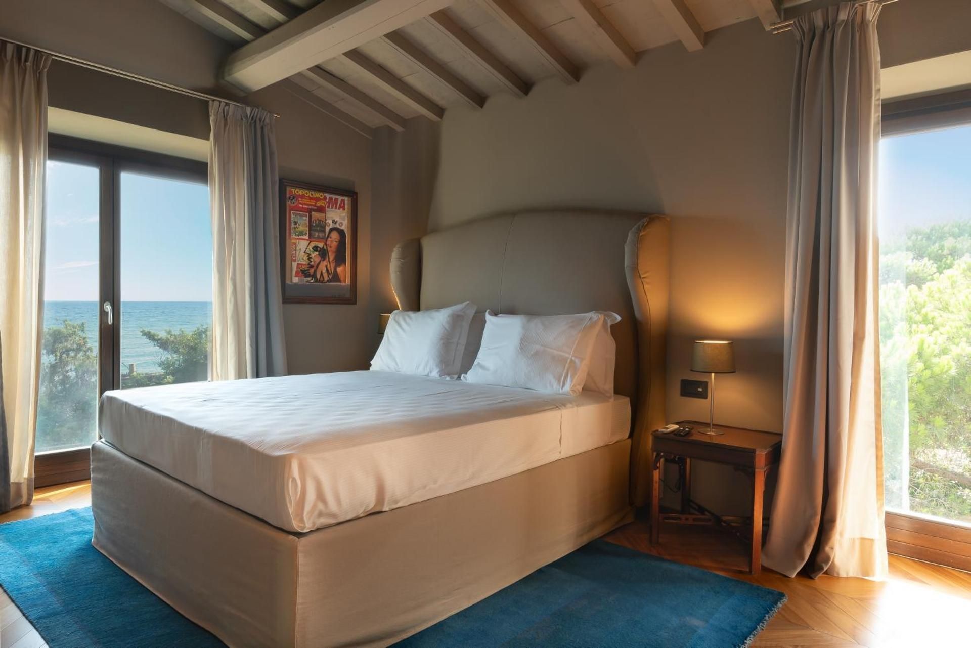 Deluxe Double Room with Sea View