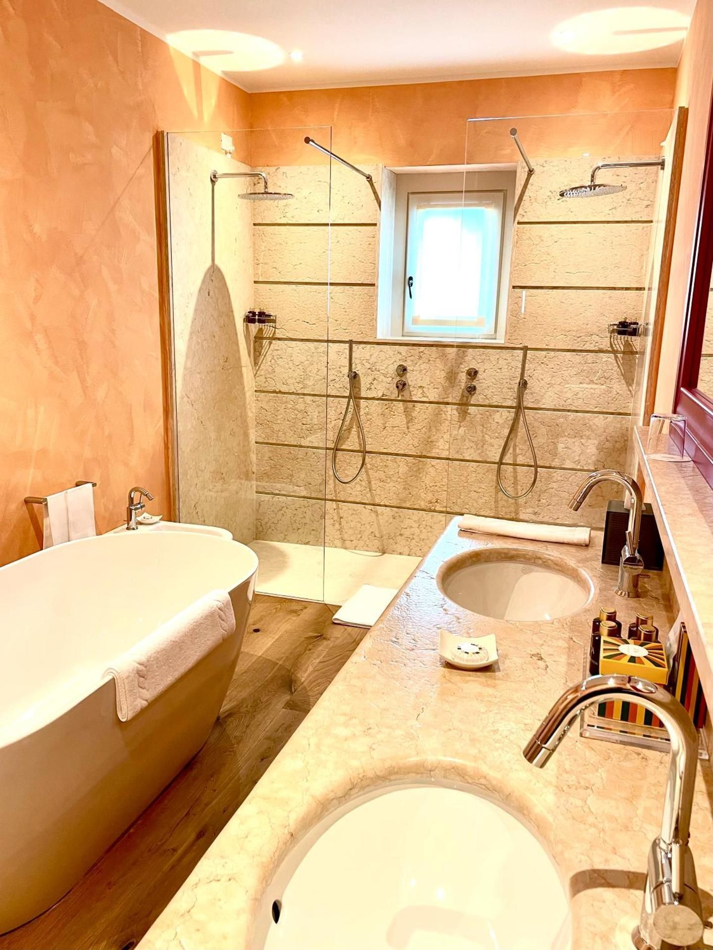 Junior Suite with Garden View