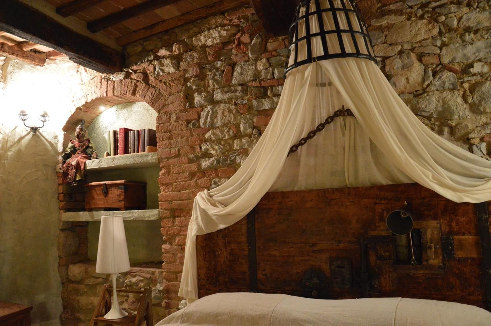 One-Bedroom Apartment (2 Adults)