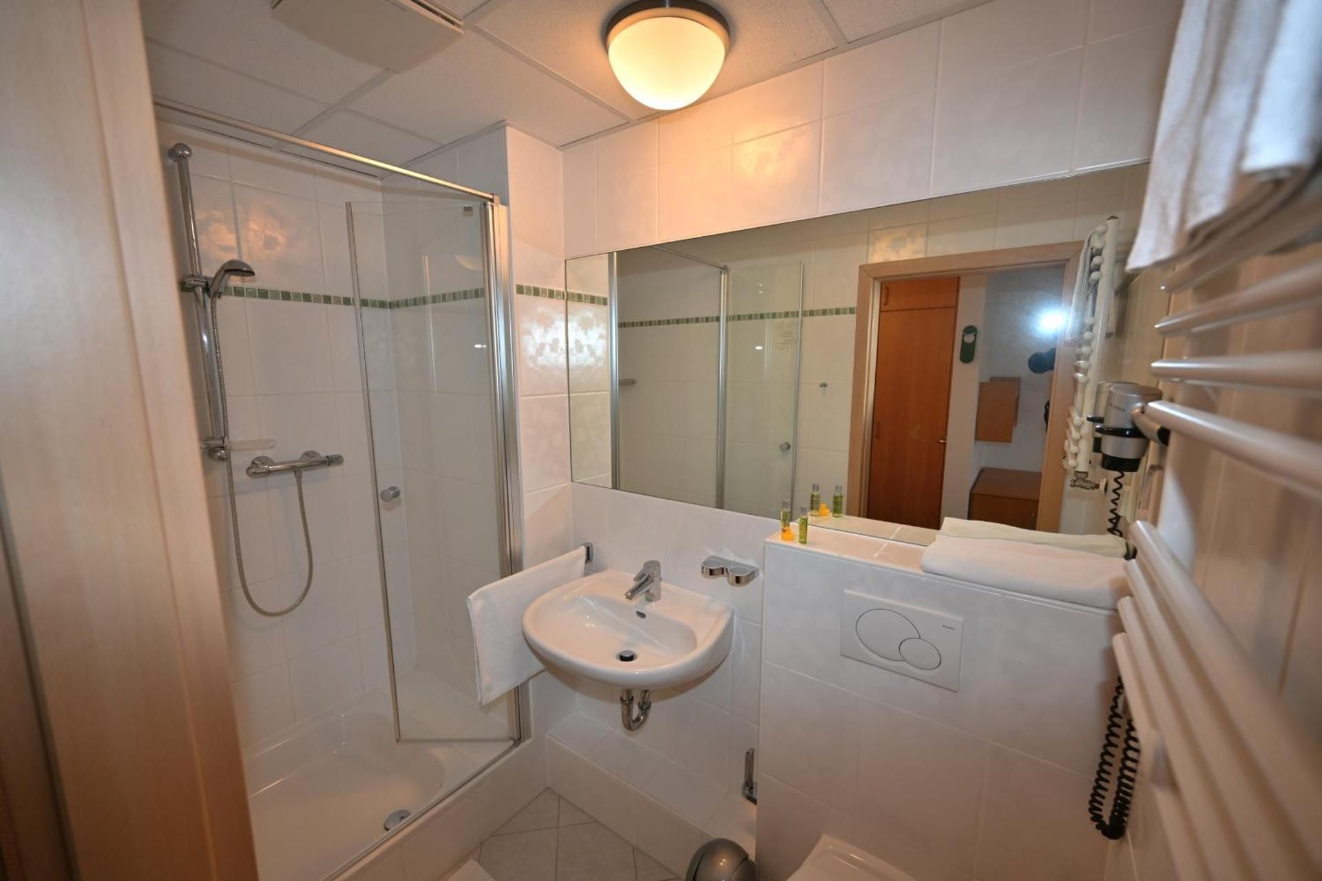 Expotel Hannover Messe Twin Room 3
