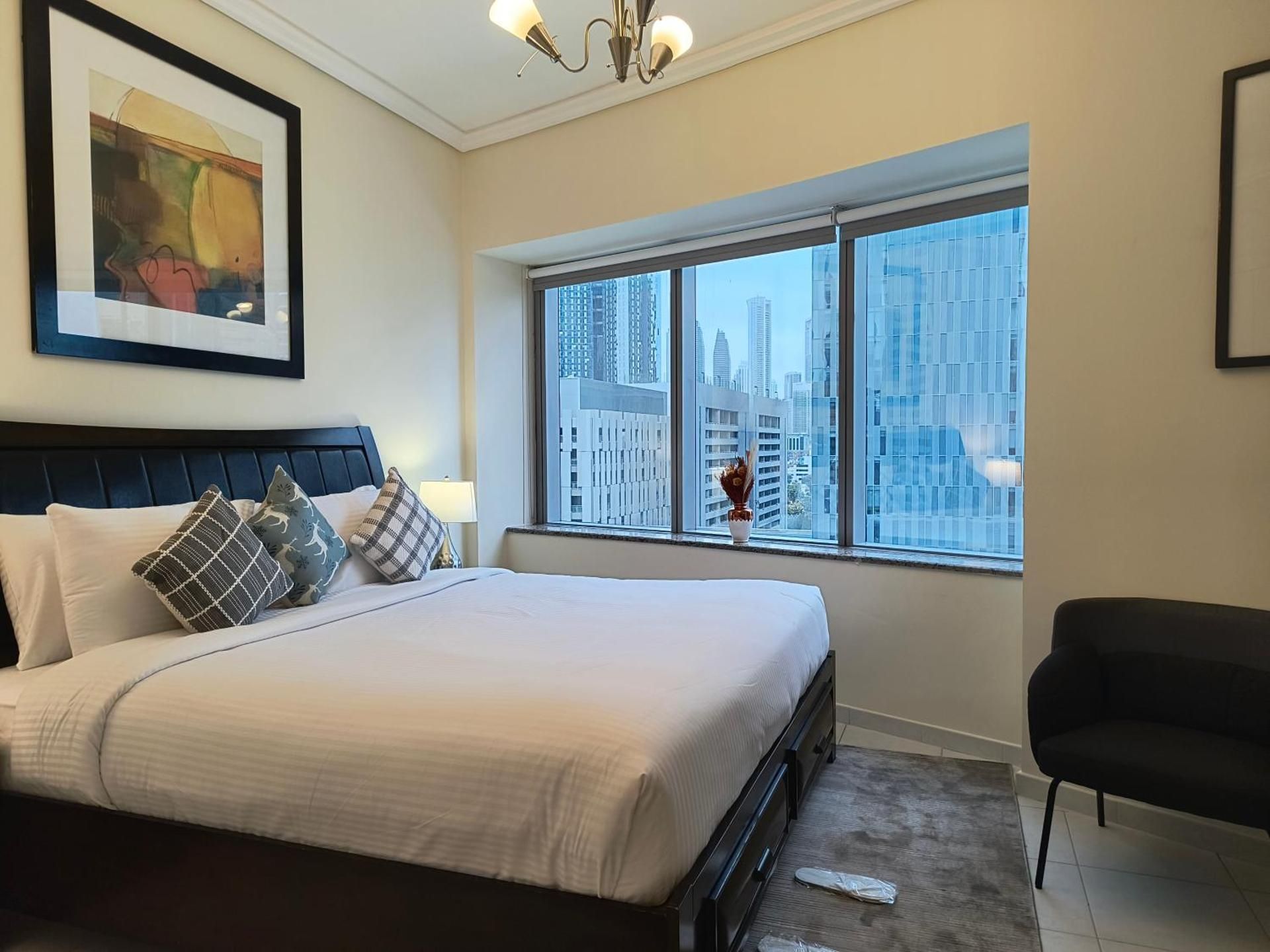 Trinity Holiday Homes - Sheikh Zayed Road Near to Financial Center Metro Station