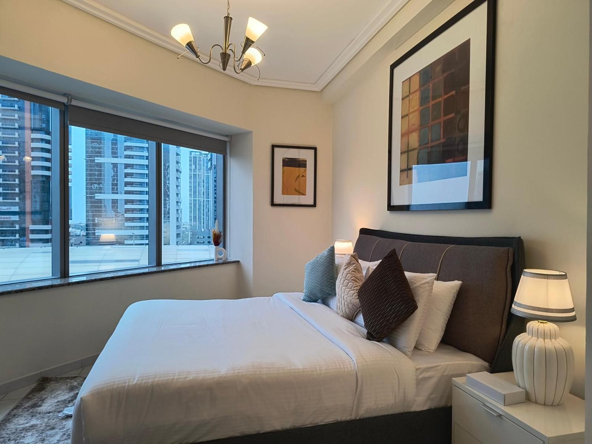 Trinity Holiday Homes - Sheikh Zayed Road Near to Financial Center Metro Station